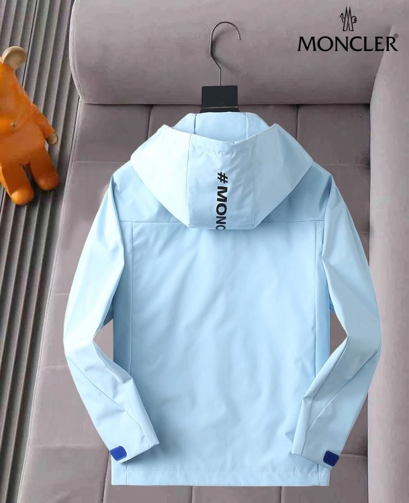 FlexibleFit Moncler Outwear 141903