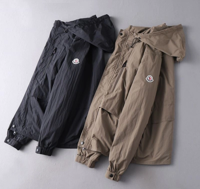 Classic Moncler Outwear 141915