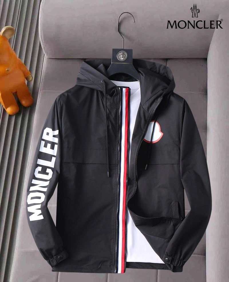 Reliable Moncler Outwear 141901
