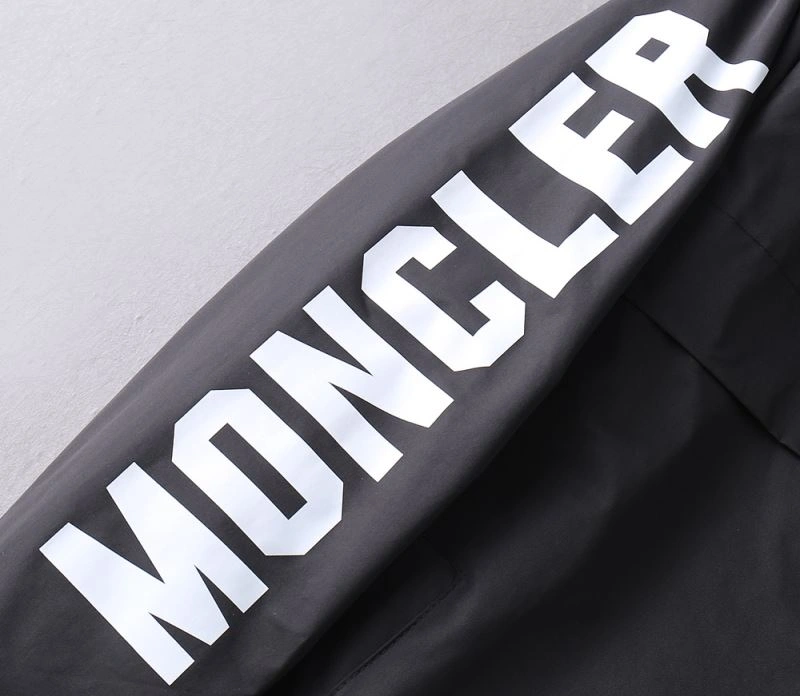 Reliable Moncler Outwear 141901