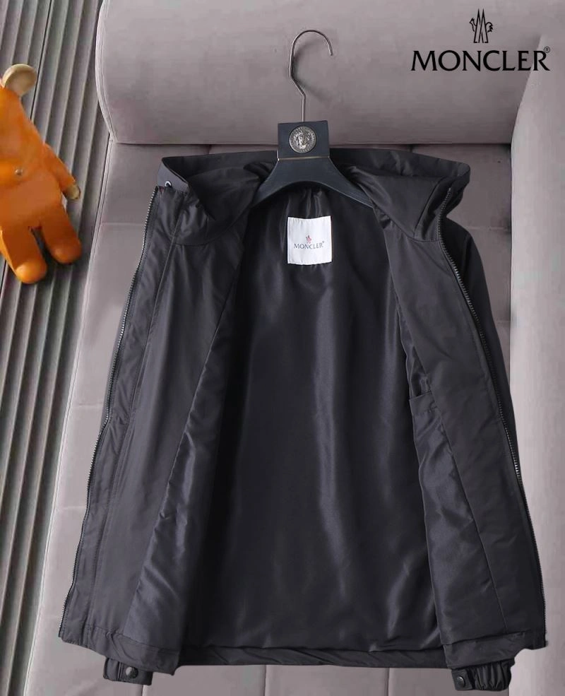 Reliable Moncler Outwear 141901