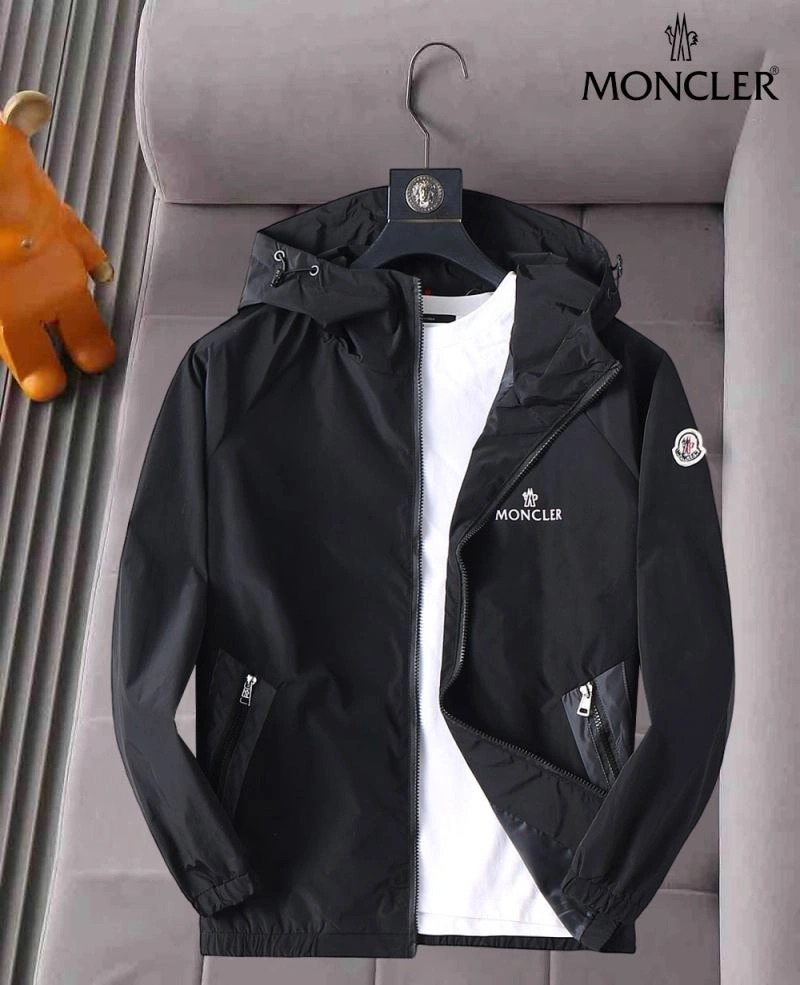 Moncler Outwear Sustainable 141896