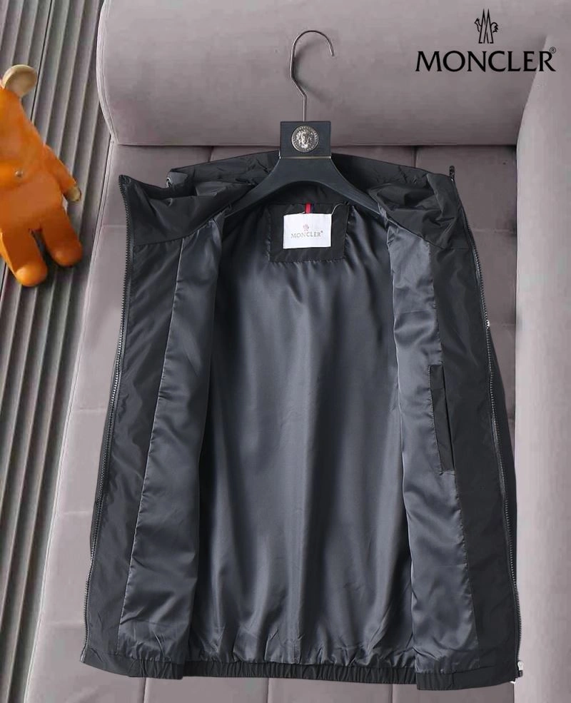 Moncler Outwear Sustainable 141896