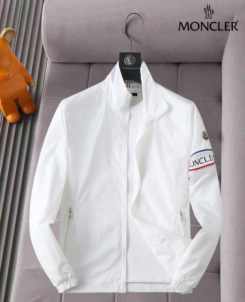 Trendy Moncler Outwear 141932