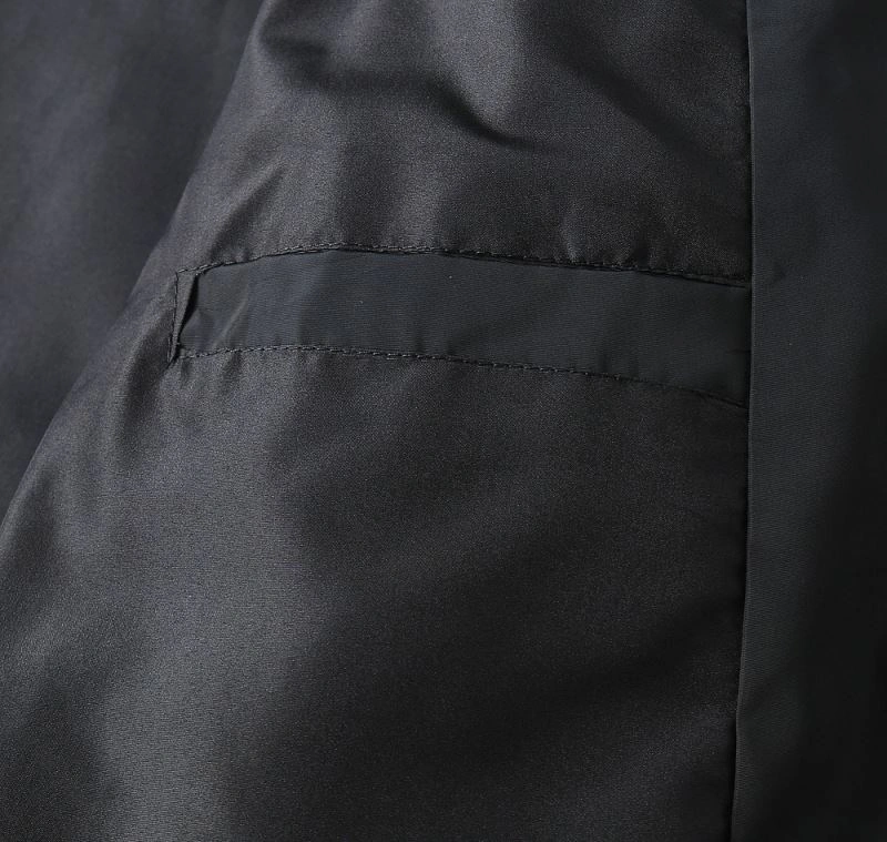 Trendy Moncler Outwear 141932