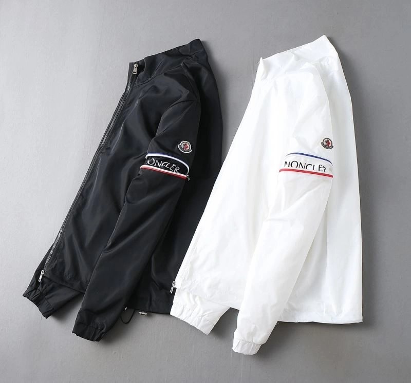Trendy Moncler Outwear 141932