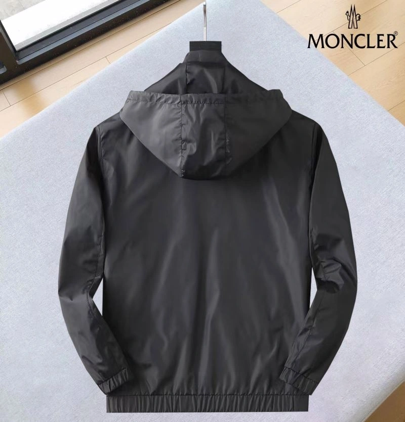 Youthful Moncler Outwear 141883