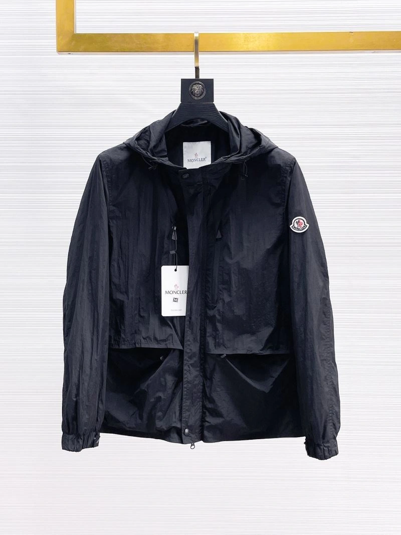 MoistureWicking Moncler Outwear 141887