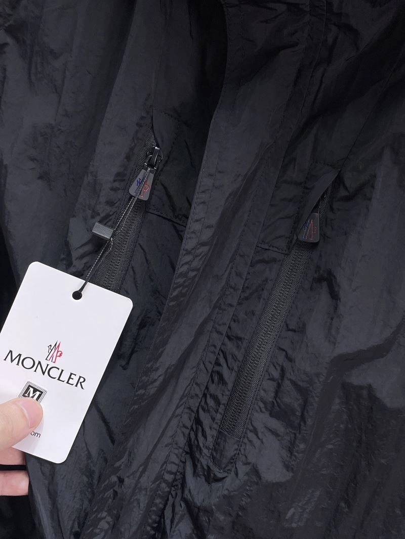 MoistureWicking Moncler Outwear 141887