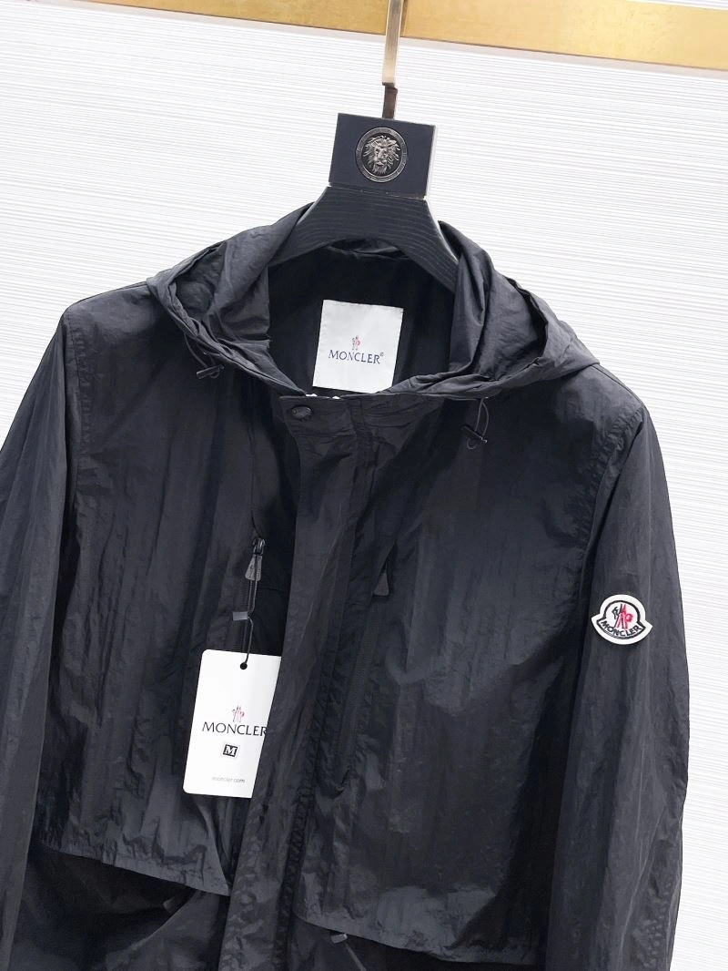 MoistureWicking Moncler Outwear 141887