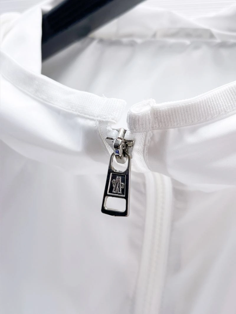 SmartChoice Moncler Outwear 141880