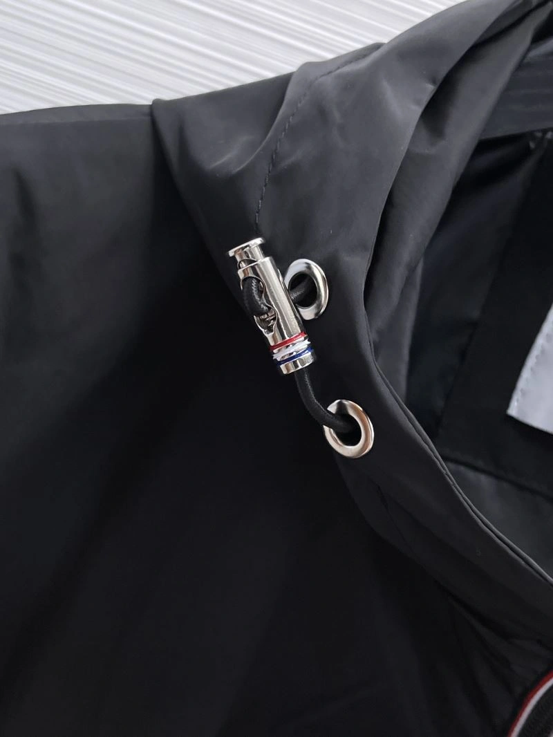 Upgraded Moncler Outwear 141874