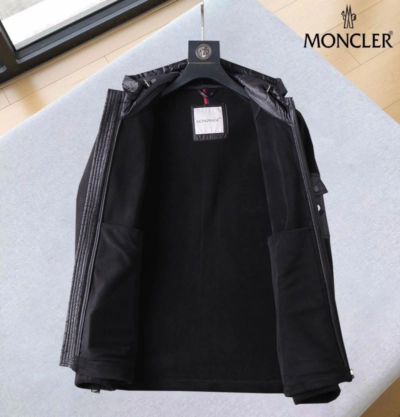 Moncler Outwear EasyMatch 141875