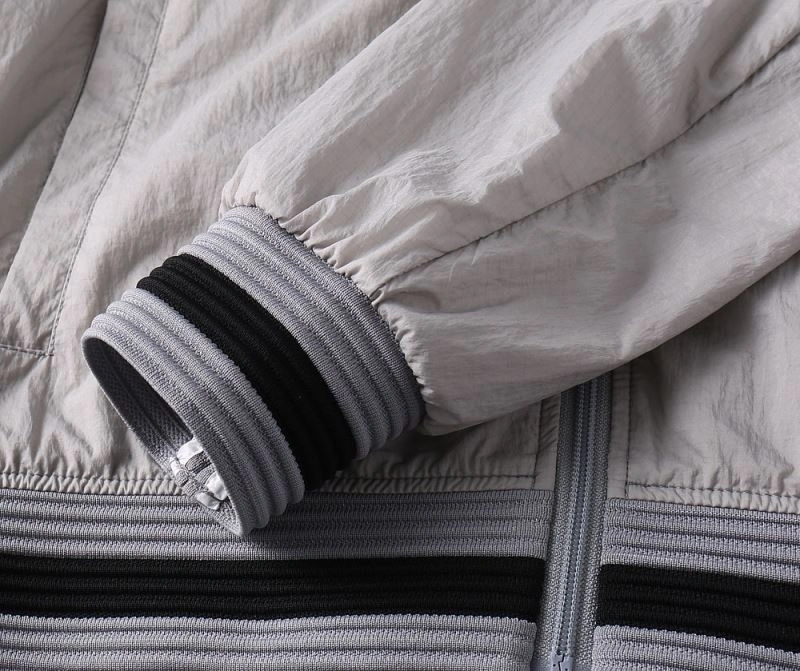 Moncler Outwear Thermal 141879