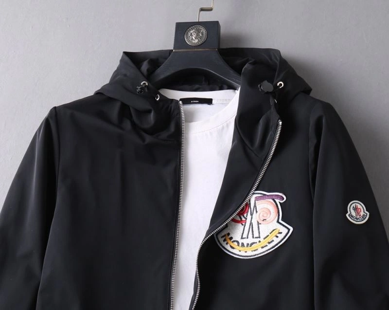 Moncler Outwear Breathable 141892