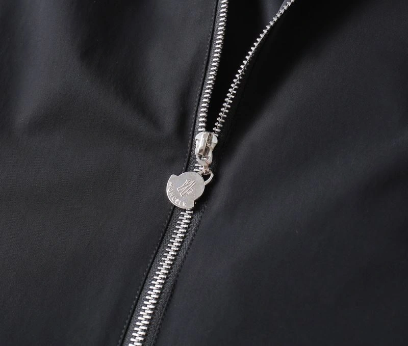 Moncler Outwear Breathable 141892