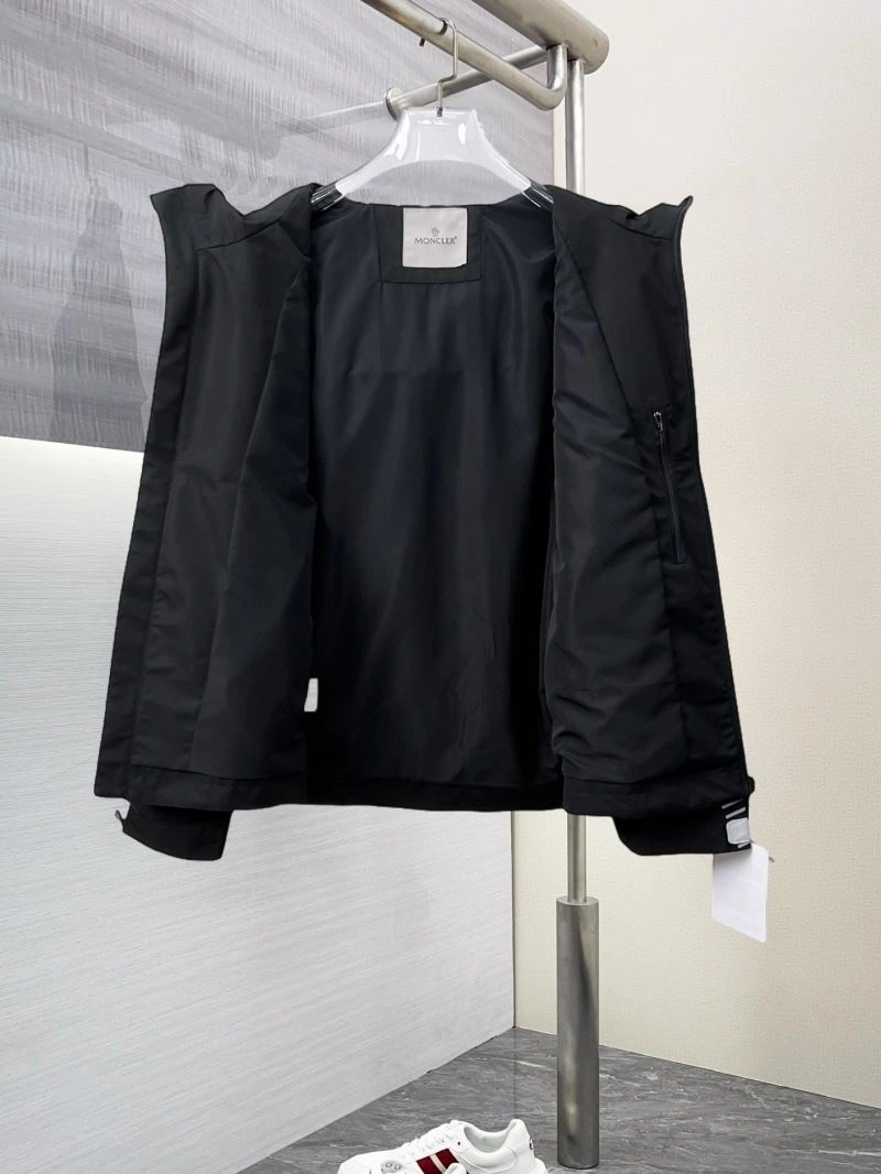 Tailored Moncler Outwear 141893