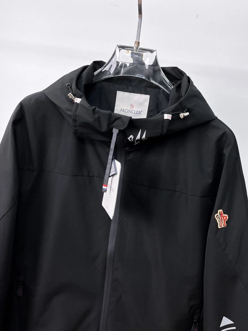 Tailored Moncler Outwear 141893