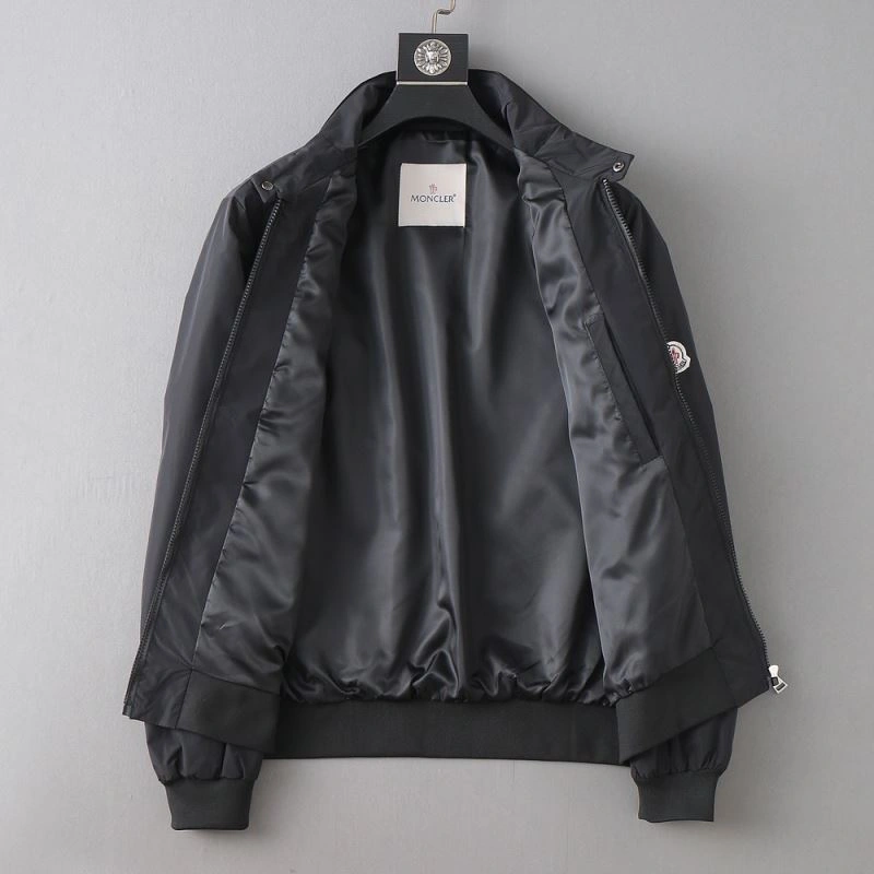 Moncler Outwear Cozy 141884