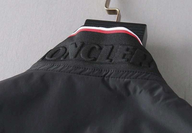 Moncler Outwear Cozy 141884