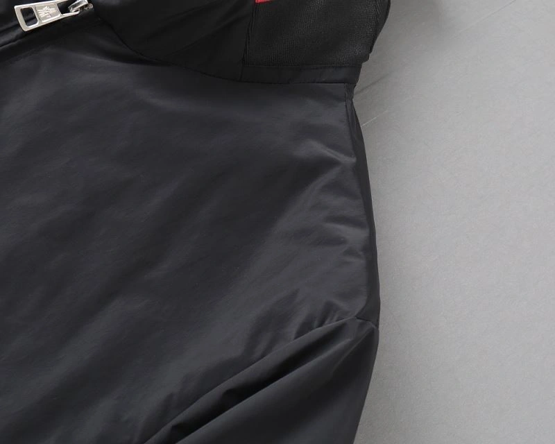 Moncler Outwear Cozy 141884