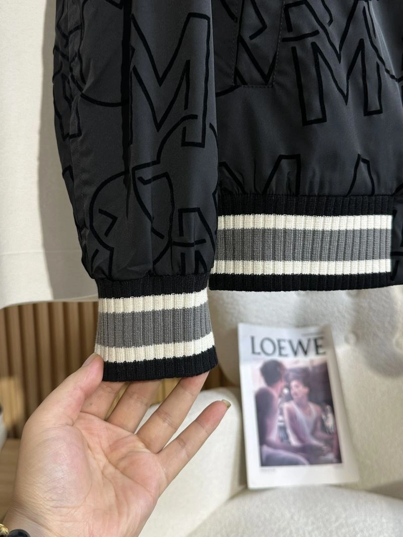 Moncler Outwear Packable 141868