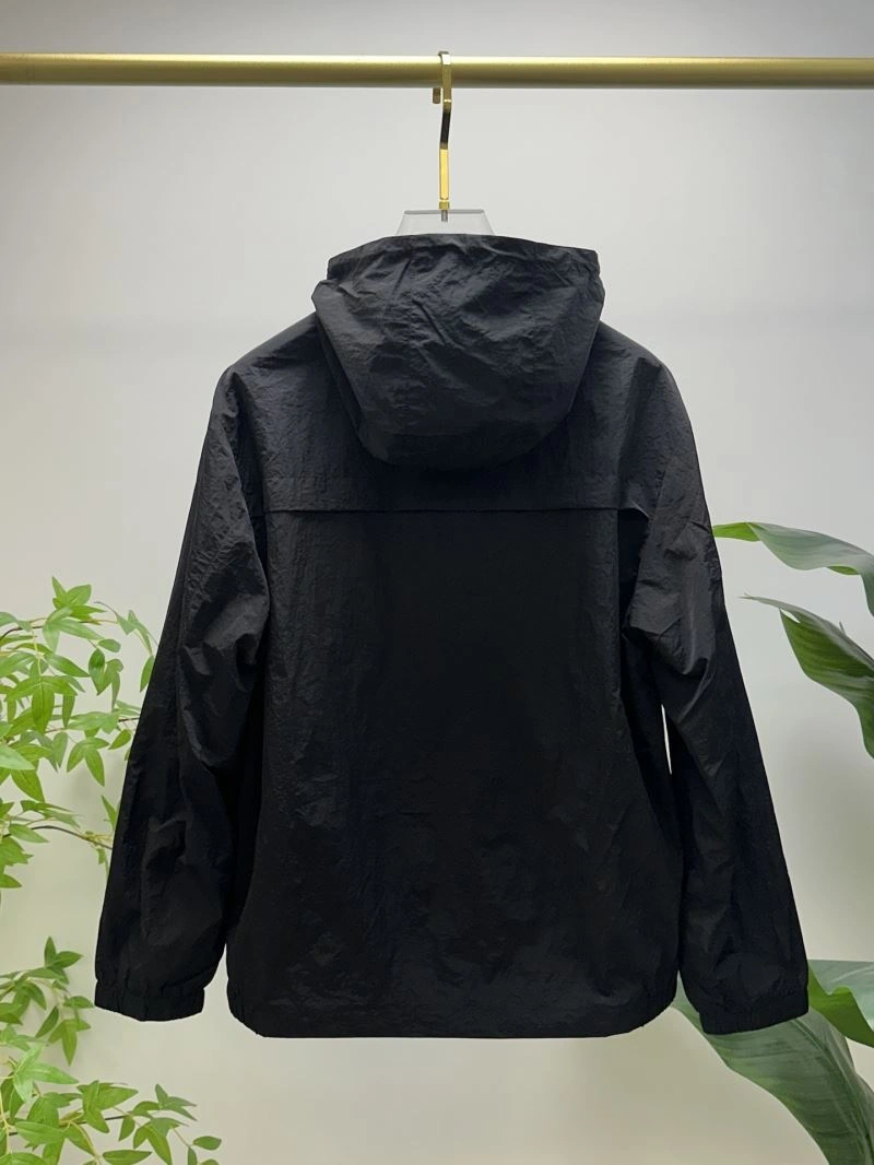 Premium Moncler Outwear 141869