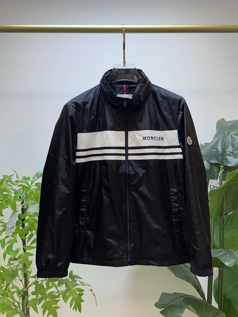 Fashionable Moncler Outwear 141882