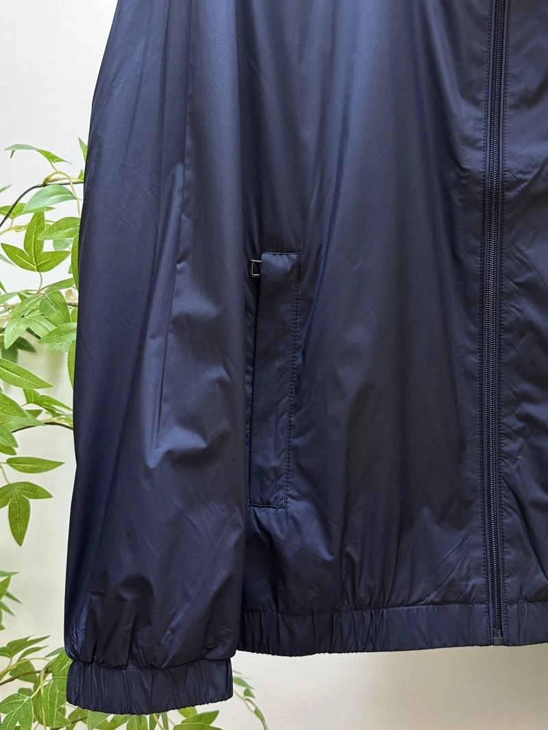 Contemporary Moncler Outwear 141891