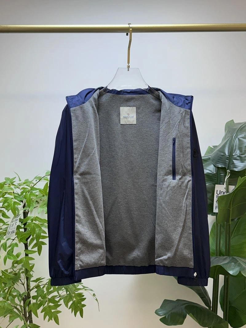 Contemporary Moncler Outwear 141891