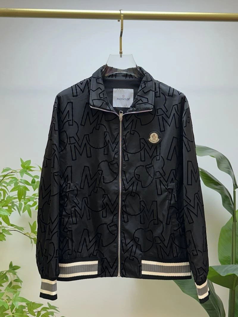 Reliable Moncler Outwear 141862