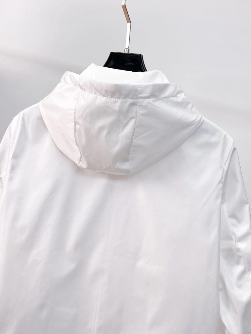 Elegant Moncler Outwear 141864