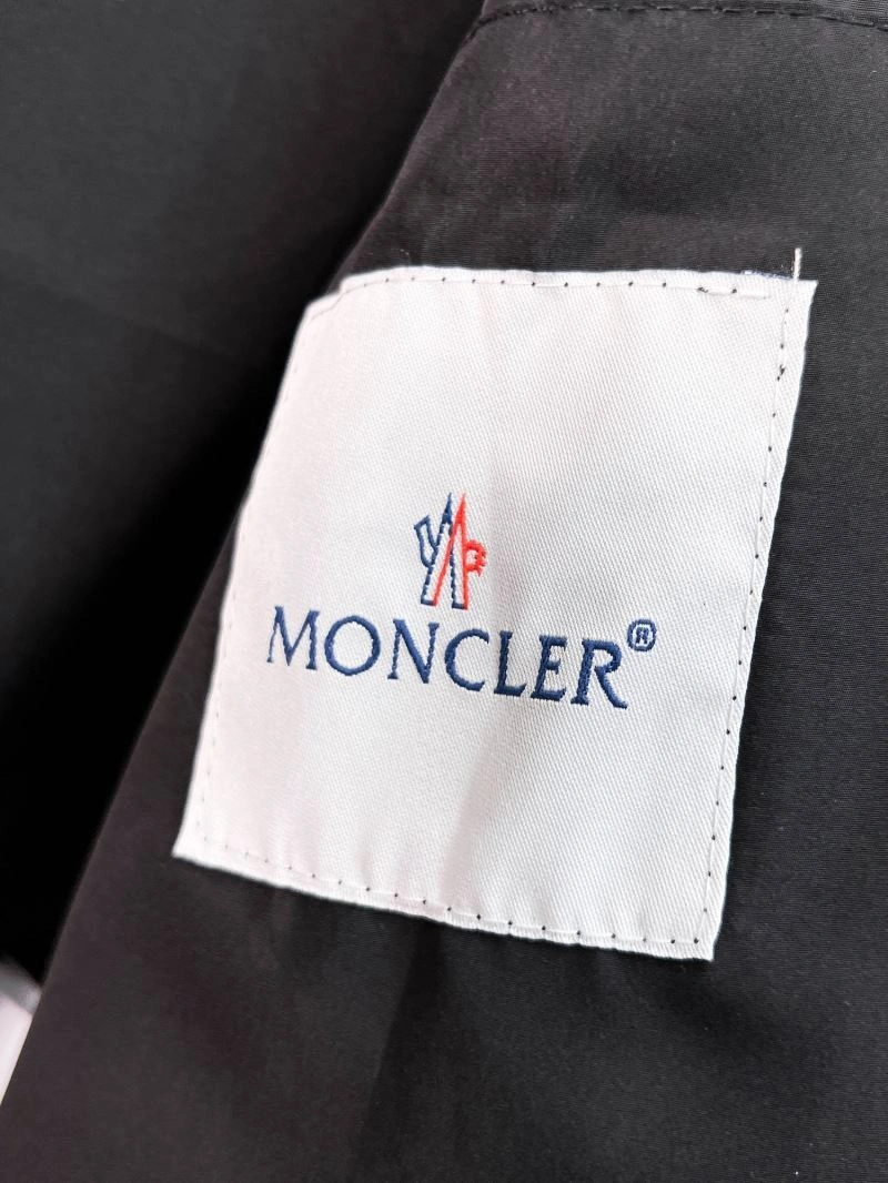 QuickDry Moncler Outwear 141863