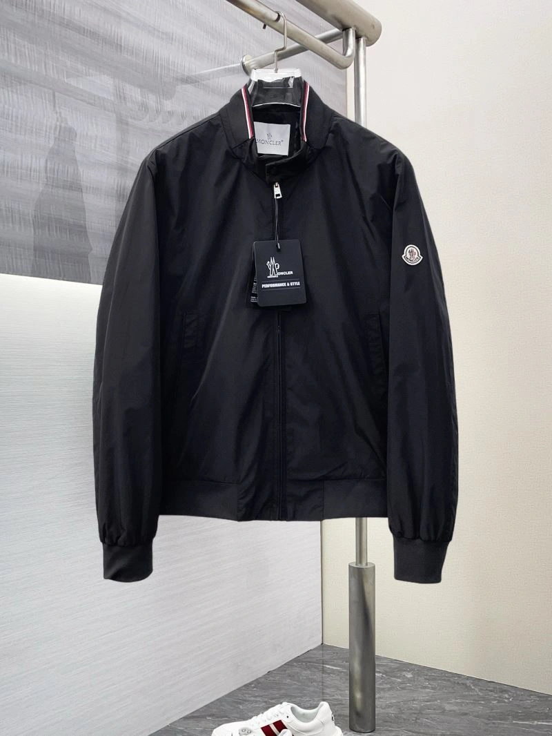 Functional Moncler Outwear 141856