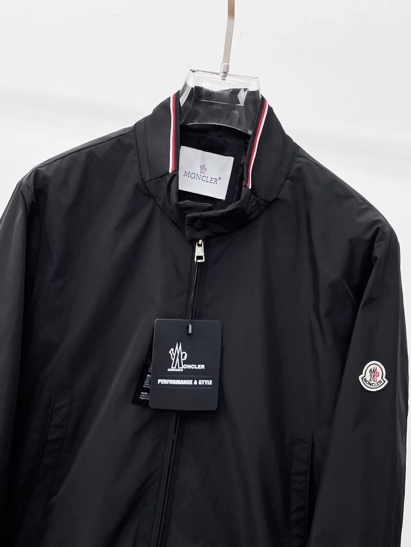 Functional Moncler Outwear 141856