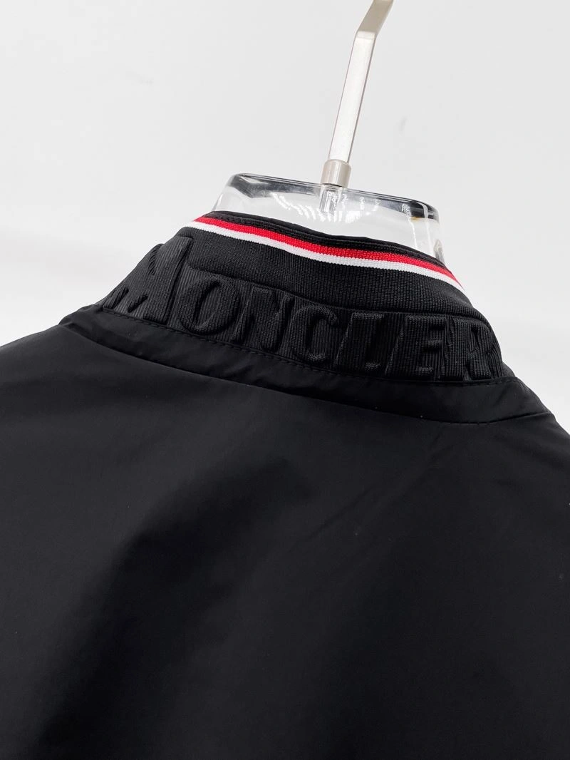 Functional Moncler Outwear 141856
