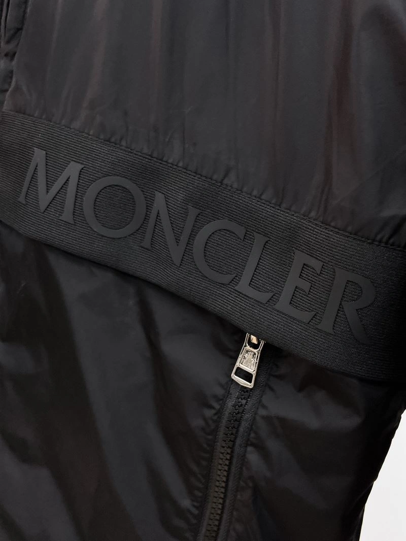 Chic Moncler Outwear 141849