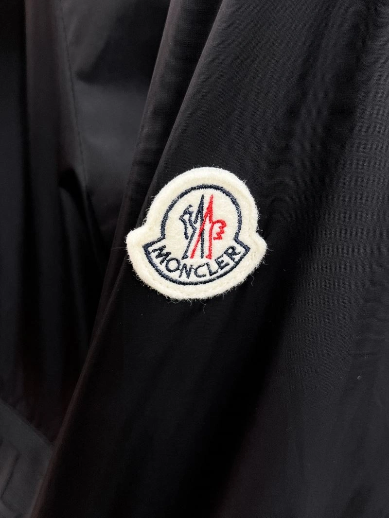 Chic Moncler Outwear 141849