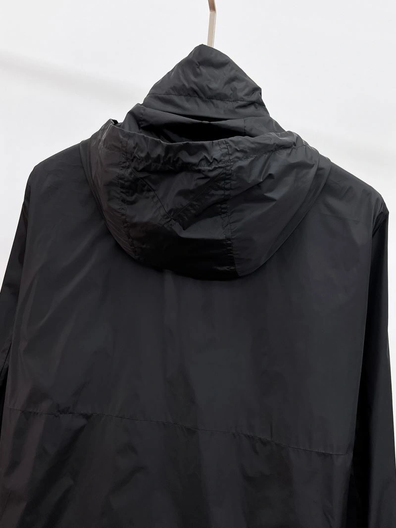 Chic Moncler Outwear 141849