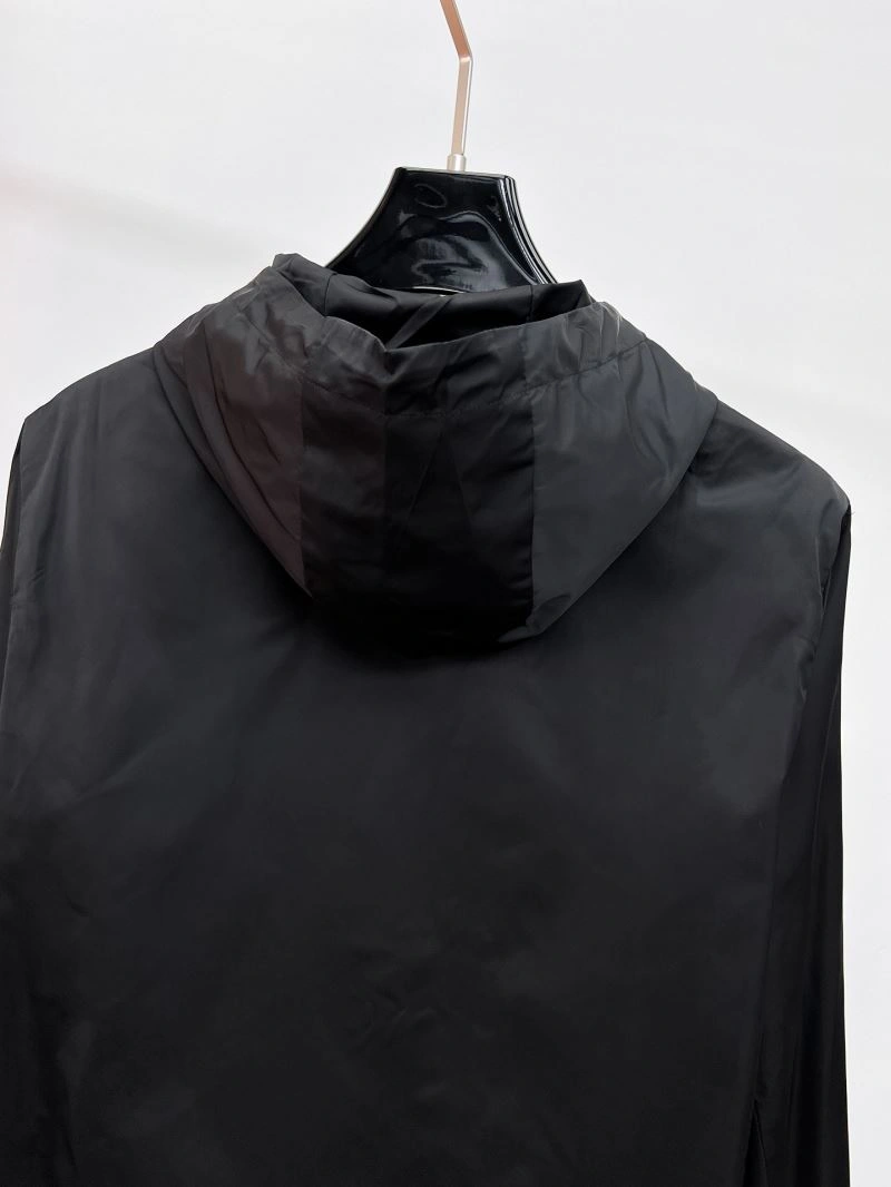 Tailored Moncler Outwear 141829