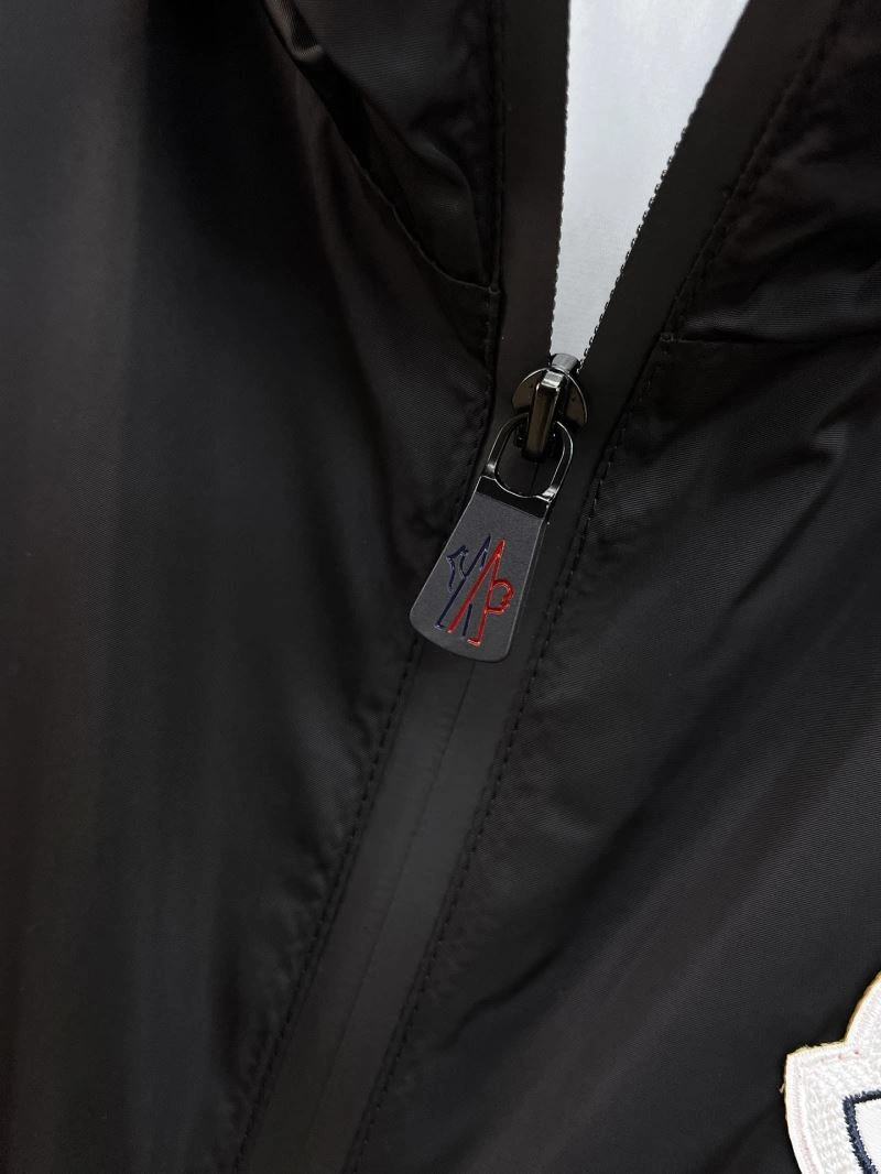 Tailored Moncler Outwear 141829