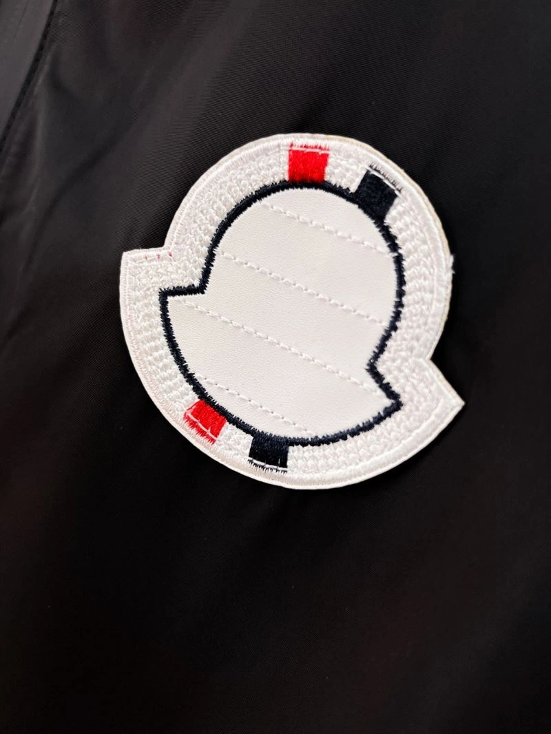 Tailored Moncler Outwear 141829