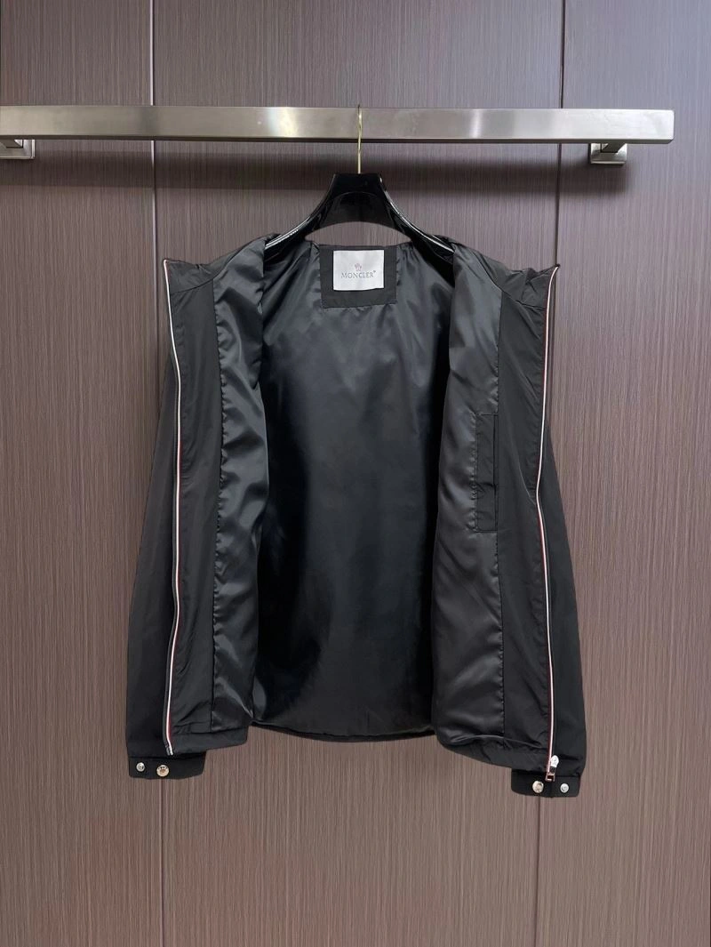 FreshLook Moncler Outwear 141828