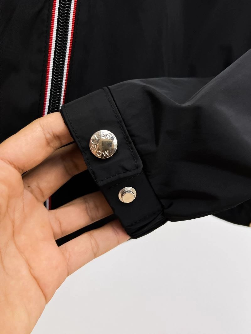 FreshLook Moncler Outwear 141828