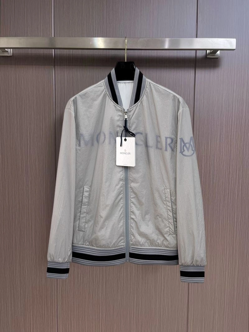 Moncler Outwear Trendsetting 141824