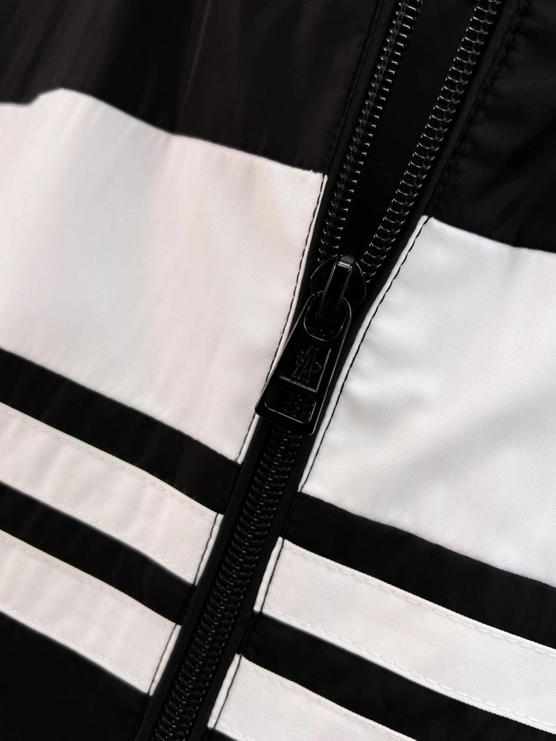 Moncler Outwear Casual 141823