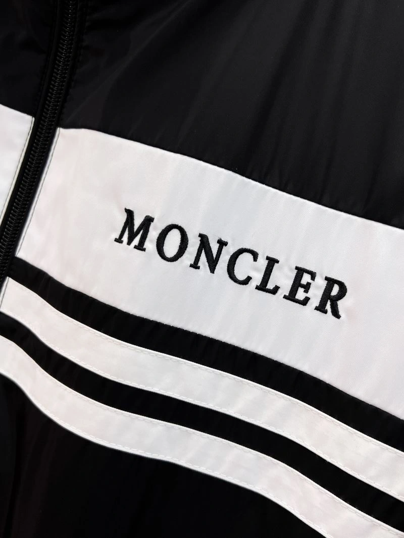 Moncler Outwear Casual 141823