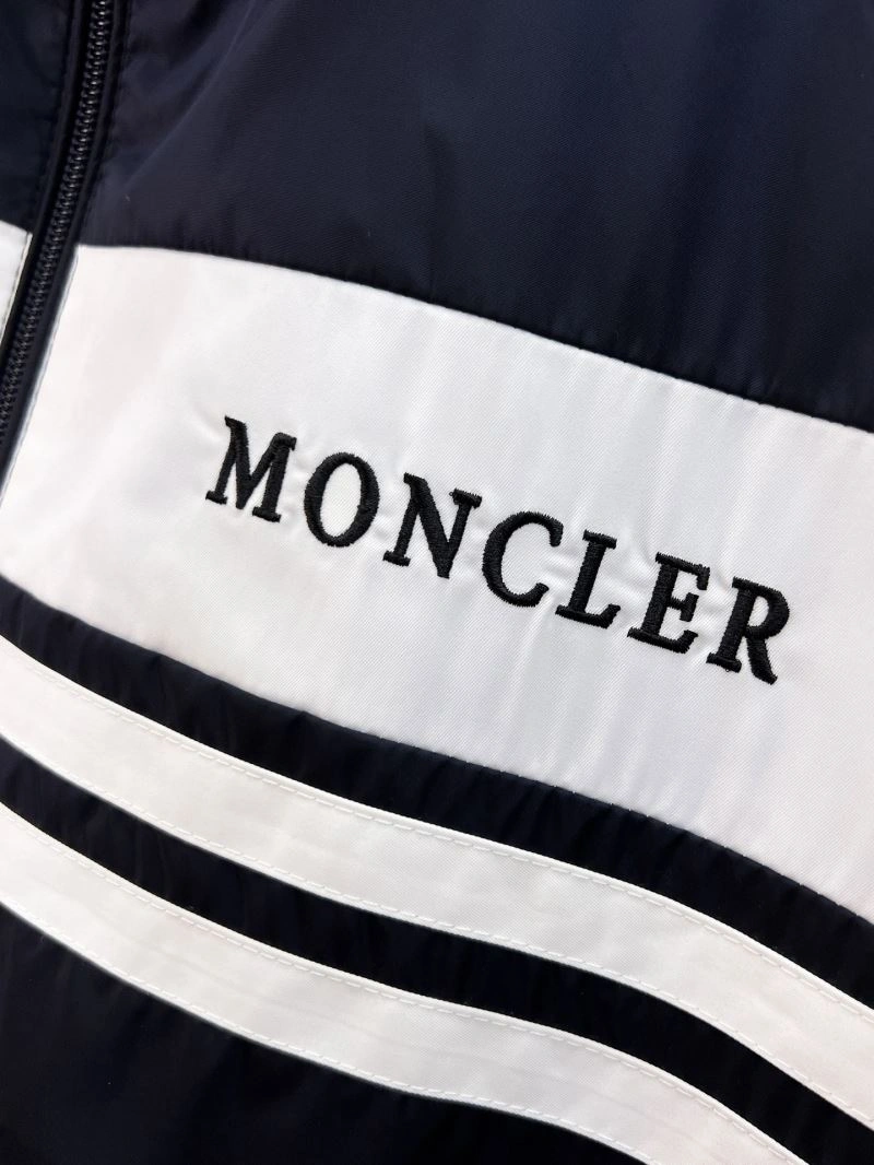 EasyCare Moncler Outwear 141840
