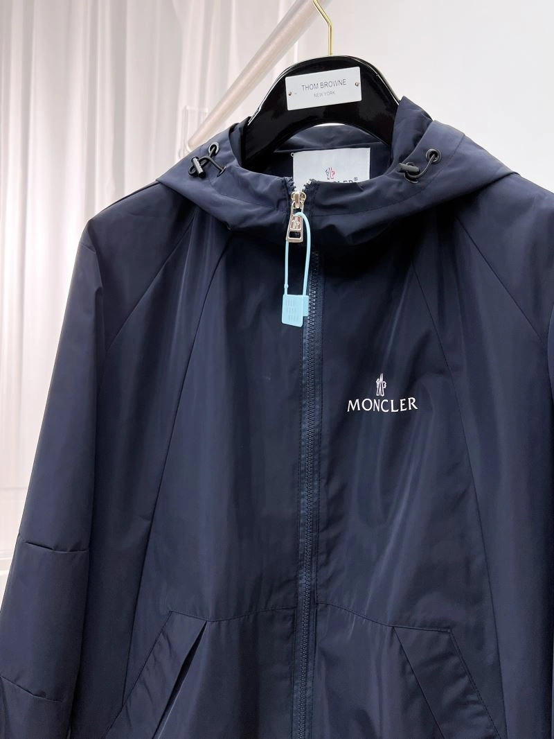Moncler Outwear Soft 141835