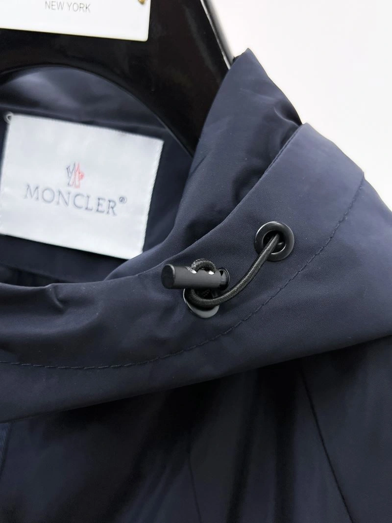 Moncler Outwear Soft 141835